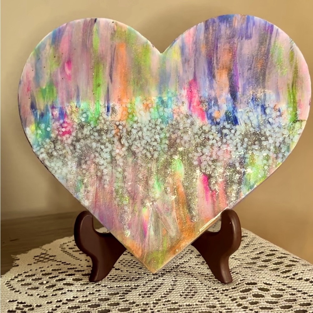 Heart 💜 Mother’s Day gift , Pine wood 💜  original glossy Resin Art. Home decor